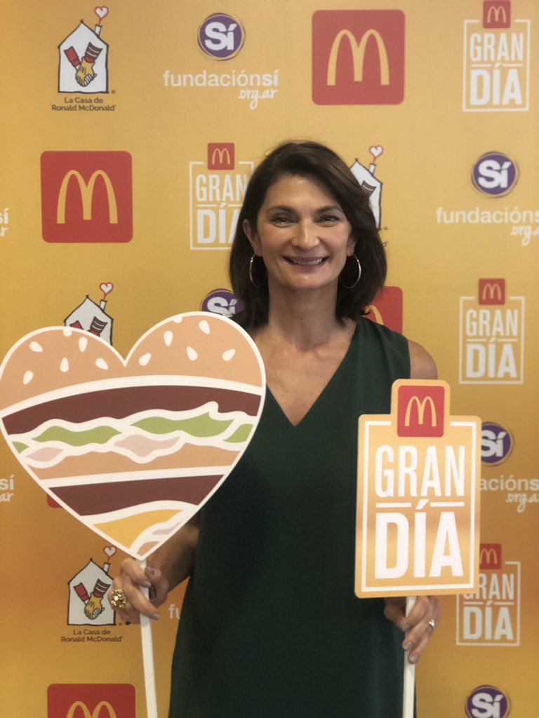 Veni a comprar big mac para colaborar con <a href="/CasaRonaldAr/">Casa Ronald Argentina</a> todo el dia en cualquier <a href="/McDonalds_Ar/">McDonalds_Ar ⭐⭐⭐</a>