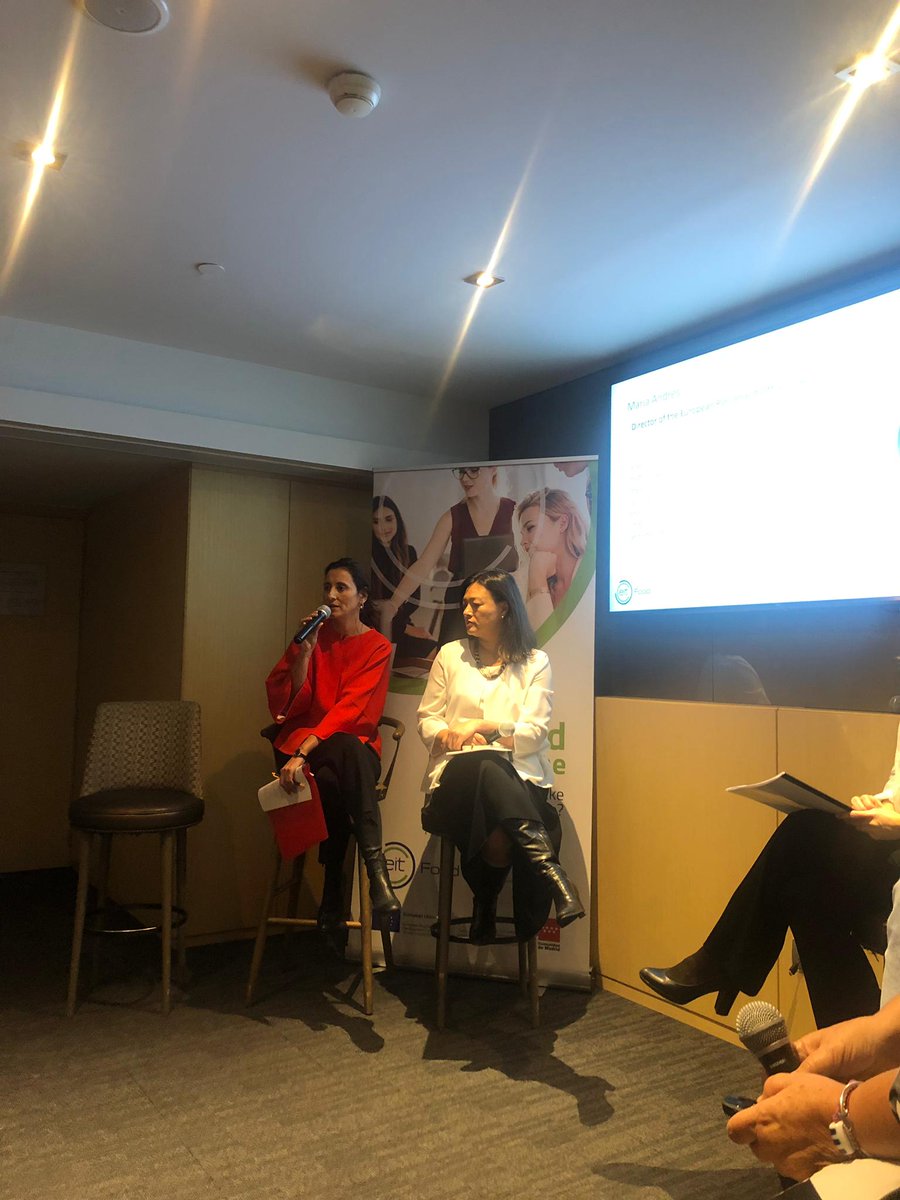 IMDEANutricion's tweet image. Director of the European Parliament office in Spain @MariaenEUropa starts the #WELeadFood round table to talk about the initiative #DondeEstanEllas 
 @EIT_Food @Cambridge_Uni @ImdeaAlimenta @EUFIC
#Innolink #WomenLeadership