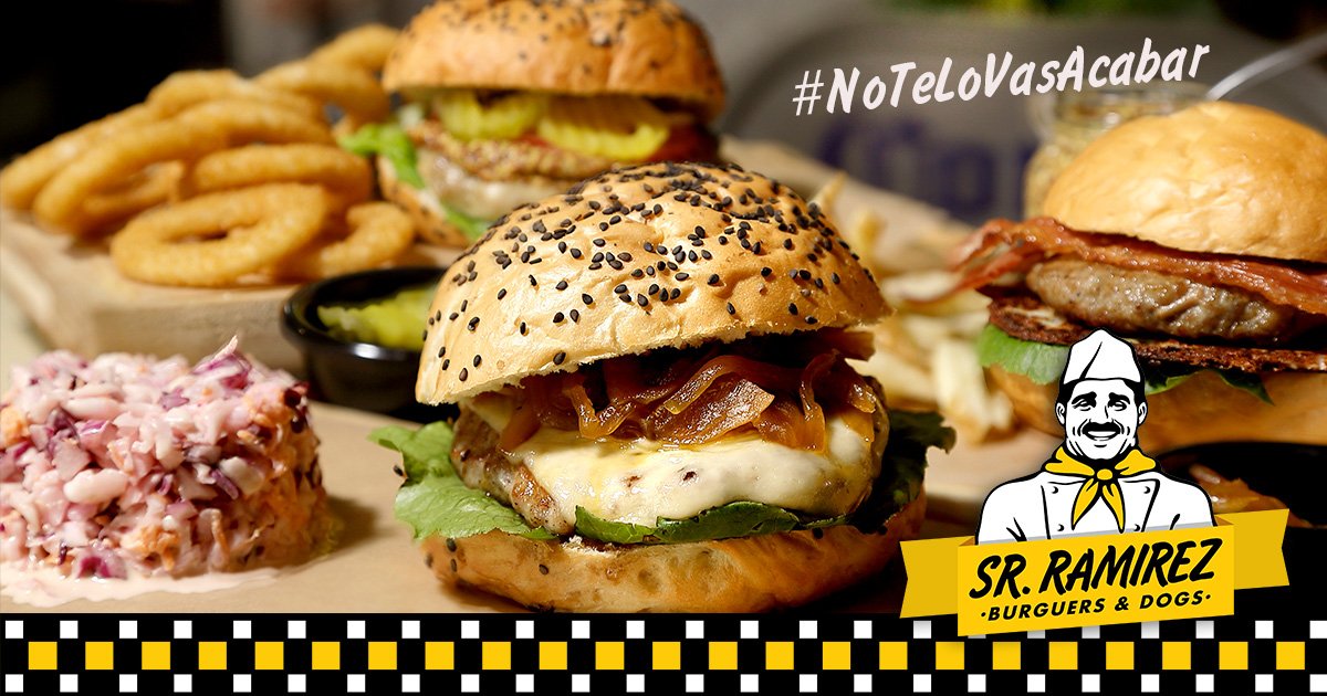 #ViernesCoqueto Con todo lo que te gusta. #NoTeLoVasAcabar #FelizViernesATodos #Hamburguesas #Jochos