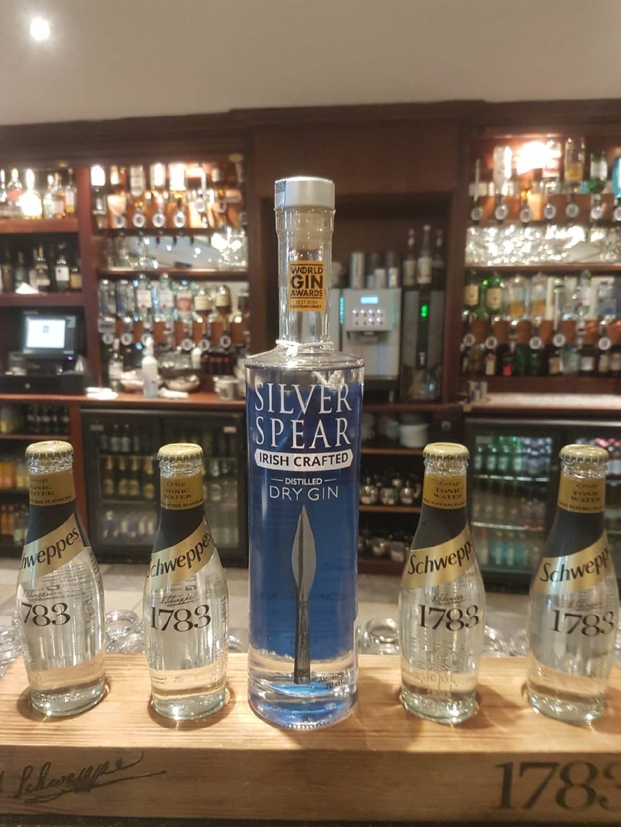 SilverSpearGin's tweet photo. Happy Friday To All Our Fellow Gin Lovers 😀
Here's a pic from us over at @MountWolseley in Carlow during the week. #irishgin #drinkresponsibly https://t.co/LsK8NIAtVu