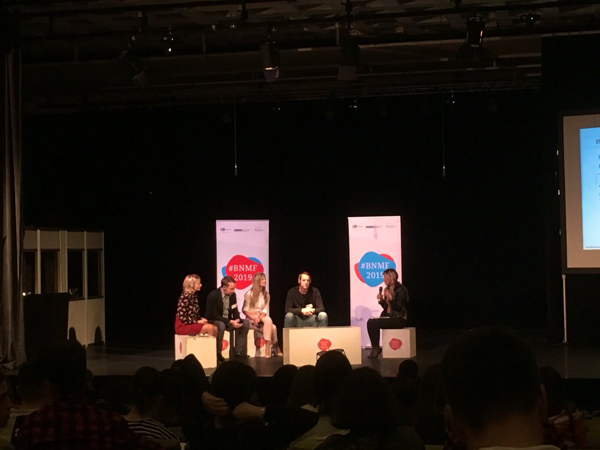 PrahNeza's tweet photo. Medtem ko so mladi gledalci Infodroma danes gledali oddajo skrajšano za 2 prispevka (pomanjkanje sredstev), na Brave new media forumu poteka debata o raziskavi, ki kaže, da tovrstna poročila znižujejo anksioznost otrok in strah pred katastrofami. #bnmf #ironija https://t.co/pppdgD72cJ