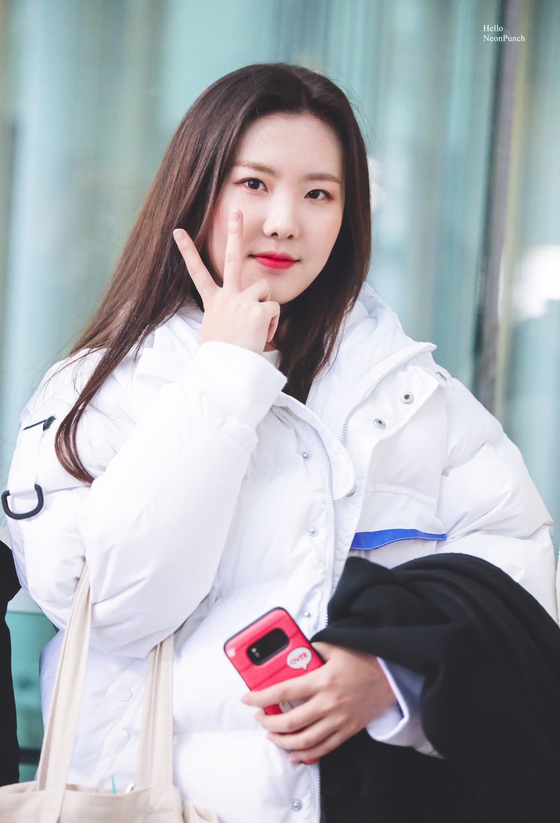 Hello_NeonPunch's tweet photo. 191115 네온펀치 도희 1

#네온펀치 #NeonPunch #도희 #네온펀치도희 #윤도희 #Dohee #히도 #tictoc #WatchOut https://t.co/ZKXvQJye3z