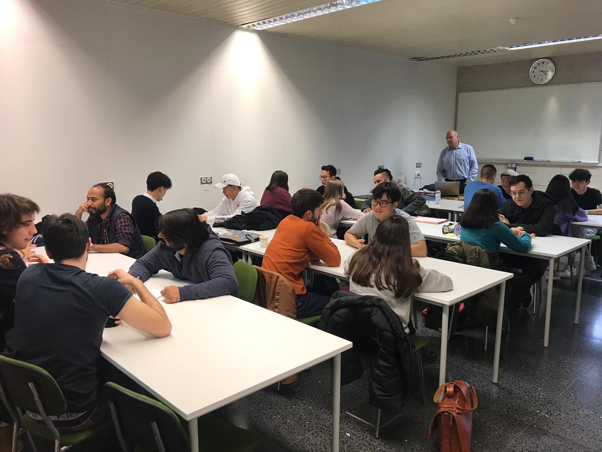 🥰 A nosa misión hoxe era coñecer xente e outras culturas practicando inglés e español. Proba superada! Desexando repetir! 😍😍😍 #centrodelinguasFUVI <a href="/uvigo/">Universidade de Vigo</a> @campus_spain
<a href="/JBeasley8/">Jeffrey Beasley</a> <a href="/angelestome/">Ángeles Tomé Rosales</a> #studyingenglish #studyingspanish