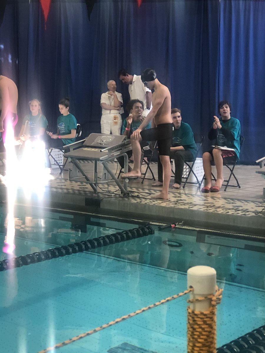 phsouthswimdive's tweet photo. Wow!! Derek Long dropped 7 seconds in the 500 free from yesterday and moved from 14th ➡️ 10th!! https://t.co/T2LbT7GkpQ