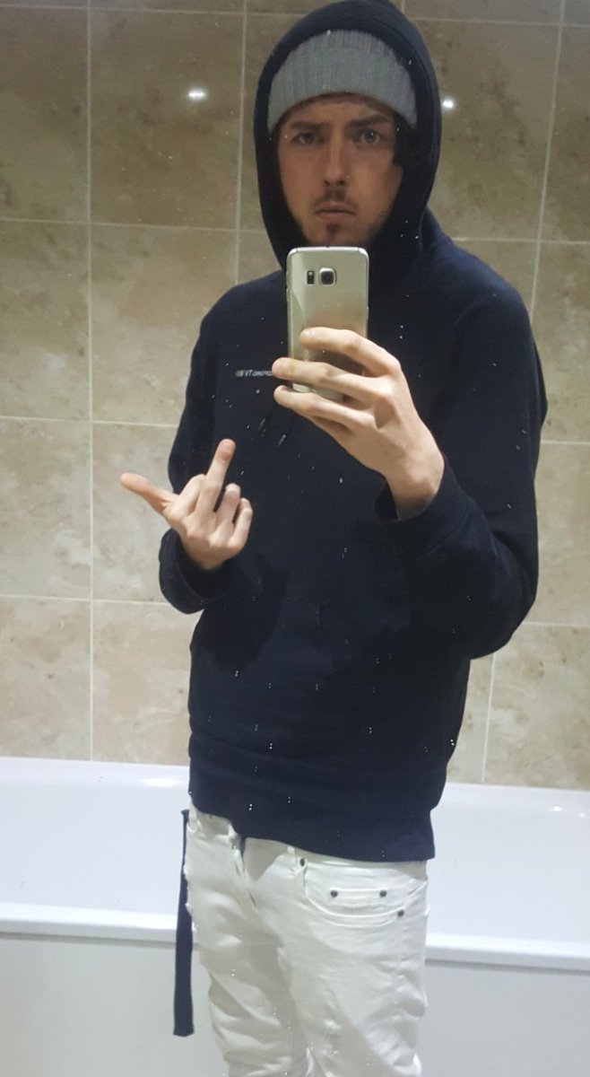 Mstr_mitchell's tweet photo. So it's my birthday!

Who's gonna send for a pint on You? 

#cashmaster #findomslaves #spoonsslave #paymaster #payfag #paypigs https://t.co/KGvdSxn5y5