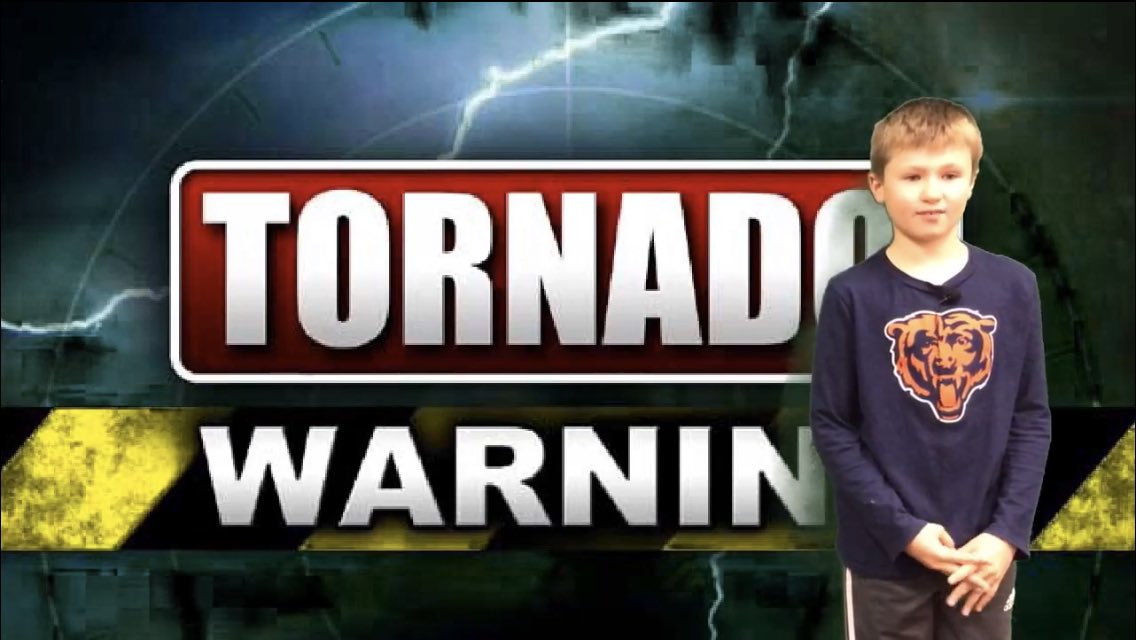 lisalmariani's tweet photo. Warning!! Severe weather ahead! @EdisonD205 @ElmhurstD205 #igniteD205 #greenscreenapp https://t.co/Wtrr4TWqlO