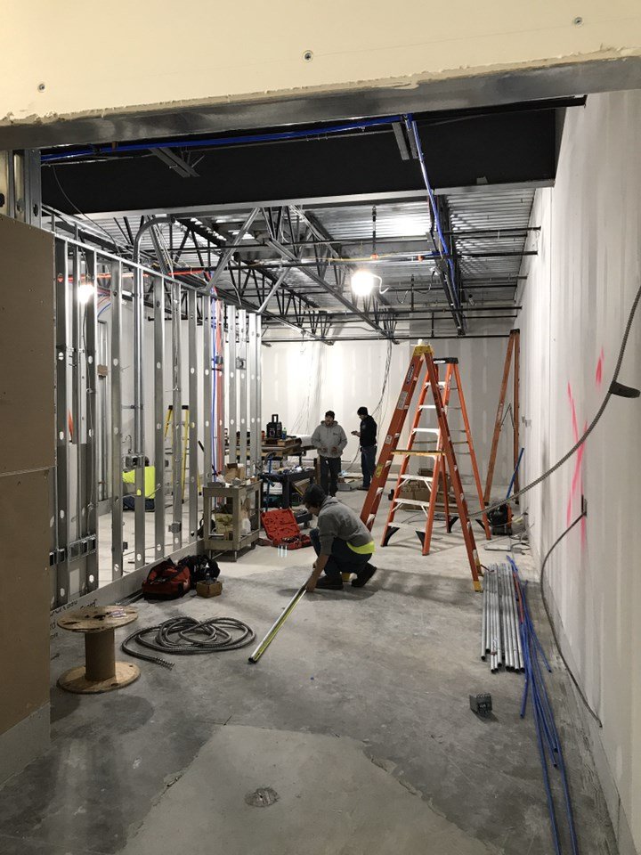 White_OakC's tweet photo. Pizza Hut in Bursca, PA is coming right along! Pizza-Hut #commercialconstruction #drywall #framing https://t.co/jIcUfPg0jM