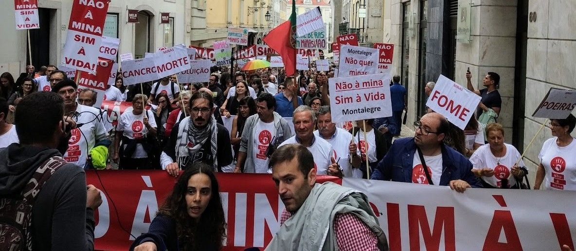 energyx's tweet image. If the #EU parliament&apos;s targets are met, 35% of new cars and vans sold on the continent will be electric or fuelled by other zero-emission sources by 2030. Current trends are positive but there&apos;re concerns in #Portugal.

#EVs #ElectricVehicles 
ethicalcorp.com/communities-fa…