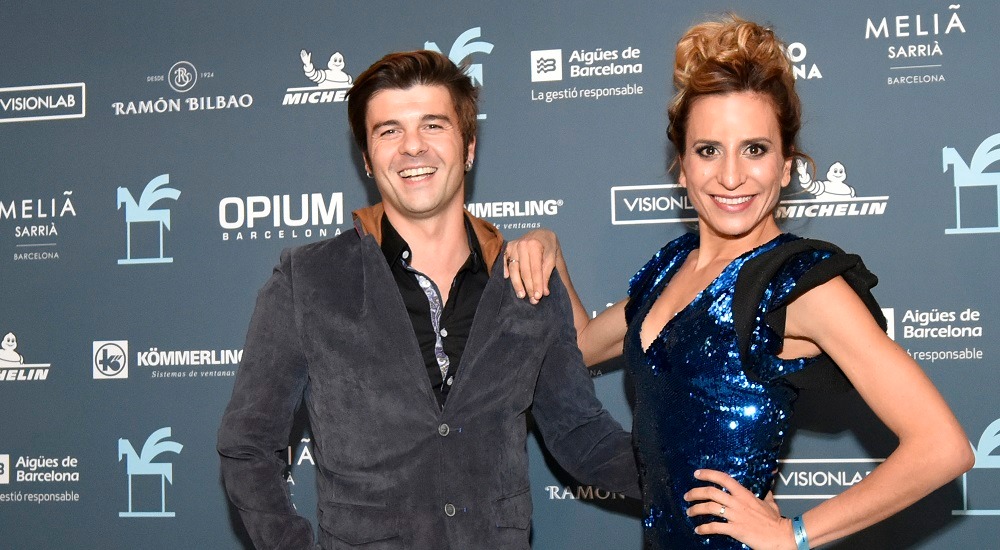 JordiColl_IT's tweet photo. @jordicol_l e @MaraTomasa nel photocall dei #PremiosOndas2019
 #Jordicoll #MartaTomasa #PremiosOndas #teatro #teatre #Barcelona https://t.co/43uhcJeU5o