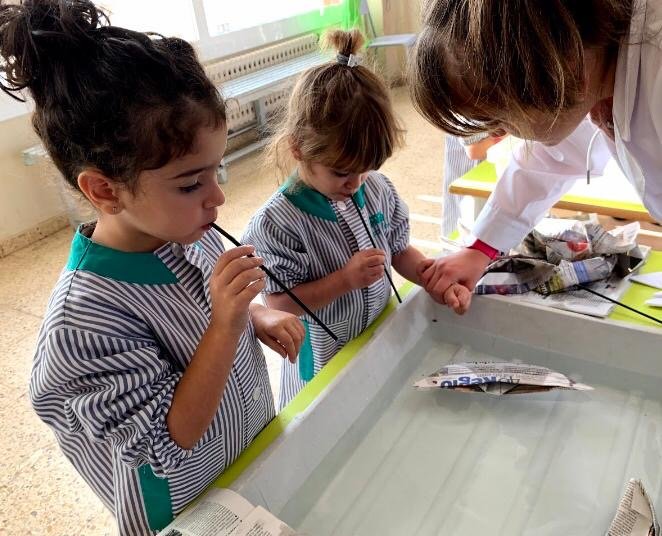 COOPPAIDOS's tweet photo. #EducacioInfantil 👫 han participat en diferents activitats relacionades amb l’aigua 💧 i dinamitzades per 1r d’#ESO, en motiu del dia de la ciència 🦠🔬 #TotsSomPaidos #ProjectesPaidos #SetmanaDeLaCiencia #odspaidos2030 @montpeita @agrescatAEC @EscolesCoop  @innovatrams https://t.co/z4Q1nwuyzj