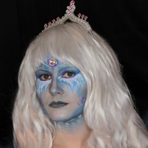 HalloweenMkup's tweet photo. CHRISTMAS HORROR Makeup VIDEOS + Step-by-Step Tutorials 🎅 - https://t.co/4YlSnSE8cZ https://t.co/3H28LzTe4D
