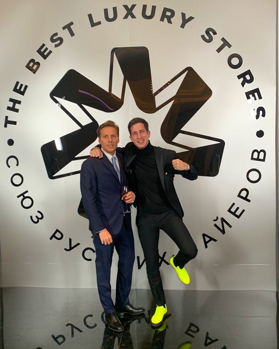 albefranceschi's tweet photo. What a magic night!Guest for the special night for the The Best Luxury Store Russia 🇷🇺 #fashion #mode #hideandjack https://t.co/AYmGXw0TIh