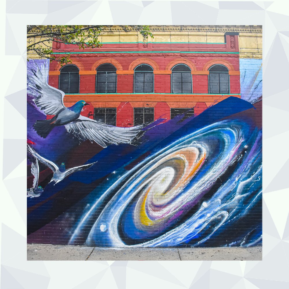 CentralSQBID's tweet photo. “Even though I have specific meanings intended for this mural, at the end of the day, it's open for interpretation, & I love that everyone can have their own opinion.” —Felipe Ortiz on his mural “Past, Present, Future” 🎨 Read more at https://t.co/Abr39hWdcn #CSQinColor https://t.co/qeVEPww8CW