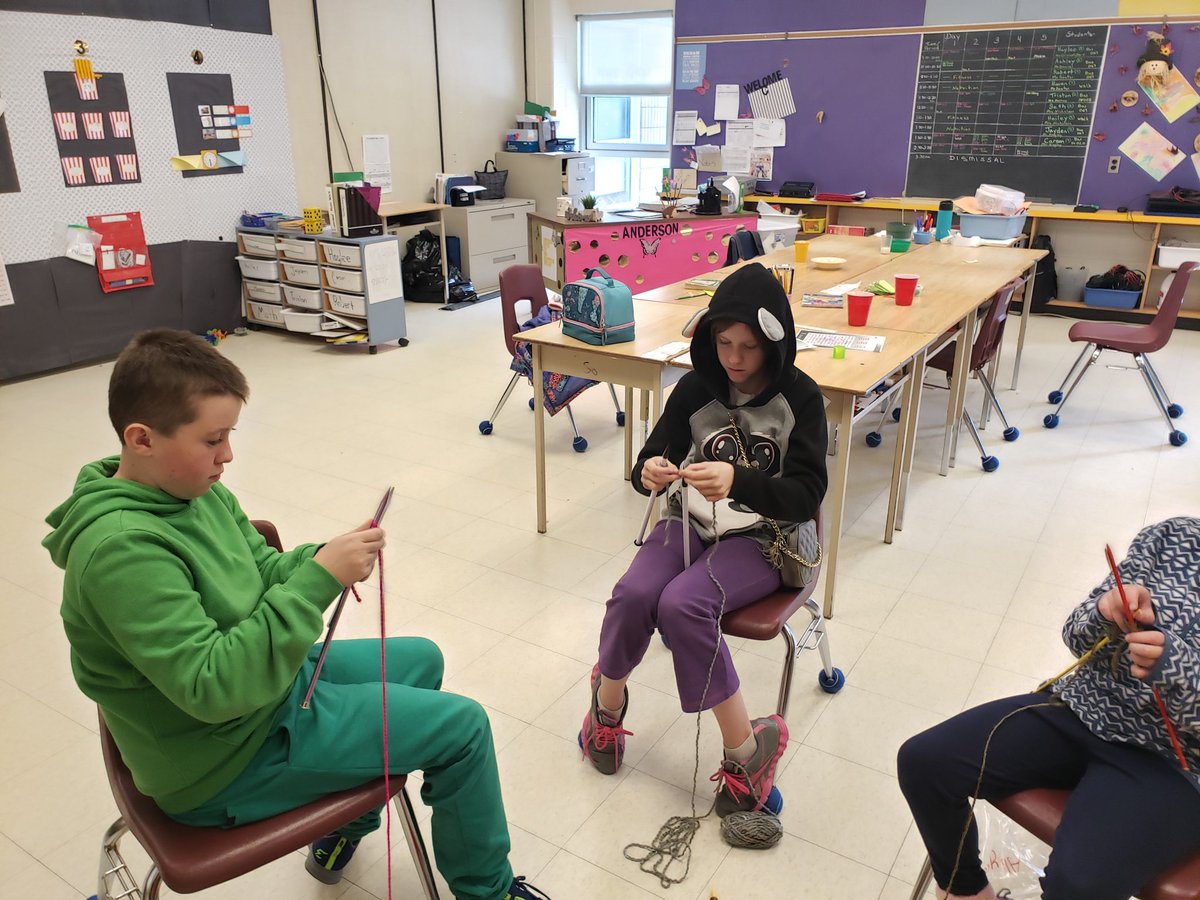 Knitting club @ Orchard Park! We are rocking this!