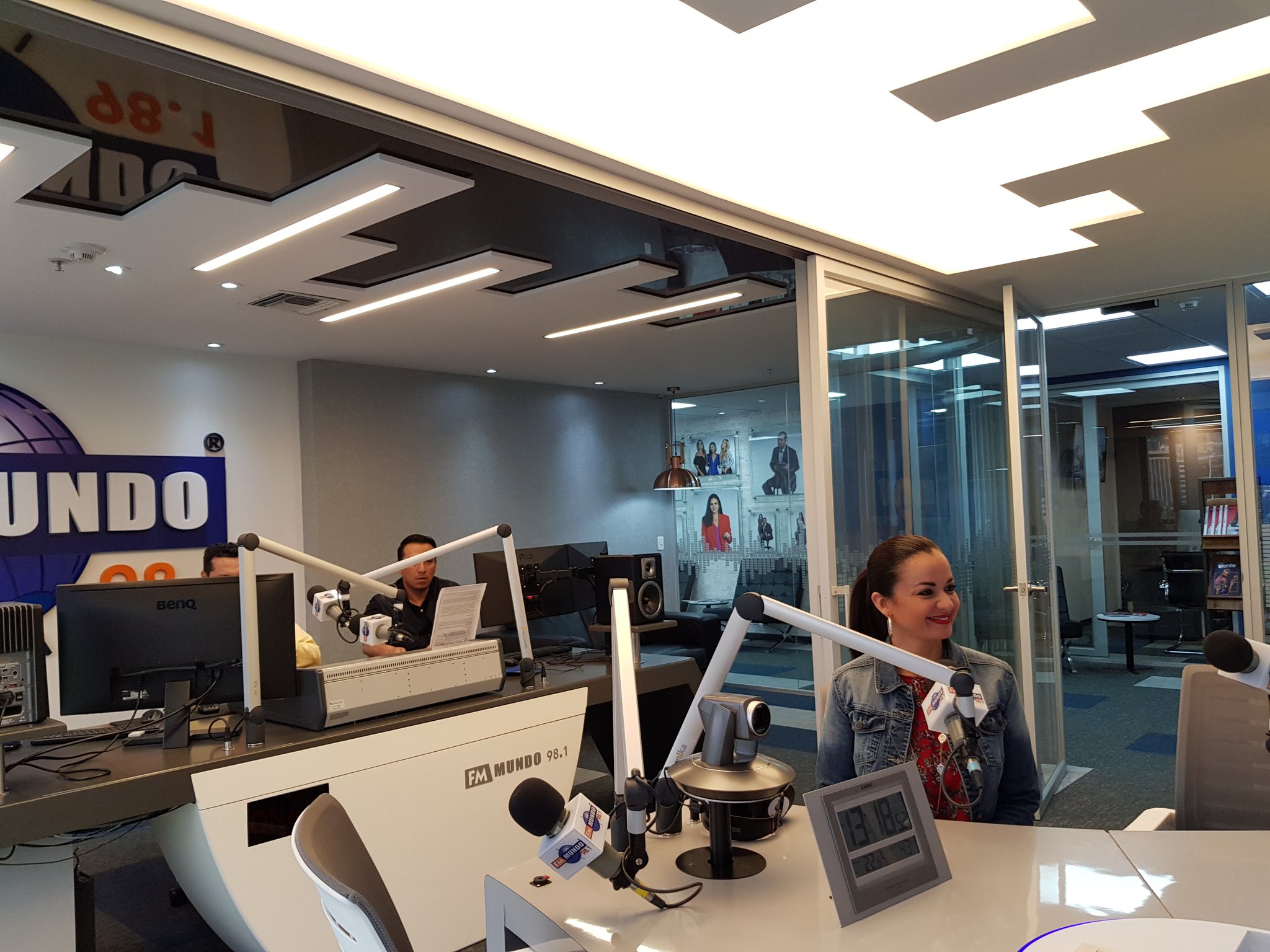 admirar Una buena amiga Énfasis Marcela Aguiñaga on Twitter: "Ya estamos en @fmmundo, hablando de la denuncia de instigación en contra de tres miembros de @somos_rc. El denunciólogo sorpresivamente es una persona que tiene varias denuncias en admirar Una buena amiga Énfasis Marcela Aguiñaga on Twitter: "Ya estamos en @fmmundo, hablando de la denuncia de instigación en contra de tres miembros de @somos_rc. El denunciólogo sorpresivamente es una persona que tiene varias denuncias en