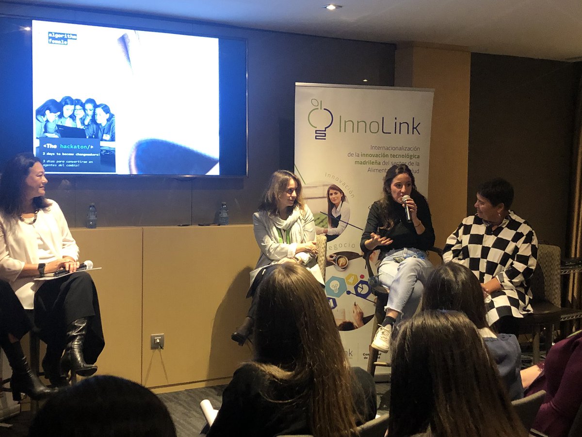 IMDEANutricion's tweet image. @GloriaGubianas, cofounder of @HemperHandmade, explains how she changes the nepal women reality by empowering them with business #WELeadFood #innolink #innolikeproject