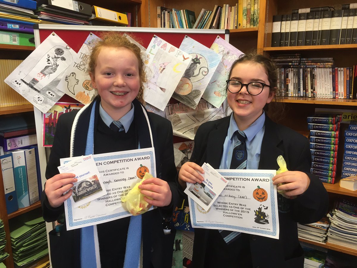StPats_English's tweet image. The standard of entries in our Hallowe’en Competition was fantastic - we had some very difficult choices to make! Well done to everyone who participated and congratulations to our winners and runners-up. We hope you all enjoy your prizes! 🎃👻👏🍬