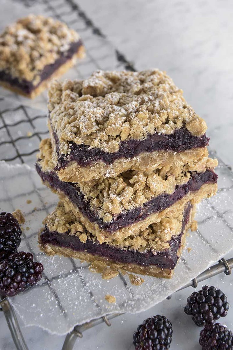 oregonberries's tweet photo. Marionberry Date Bars - an all time classic! https://t.co/GqTzY9D1RK #oregonberries #blackberries #marionberries #datebars https://t.co/GIZeHxyu4G