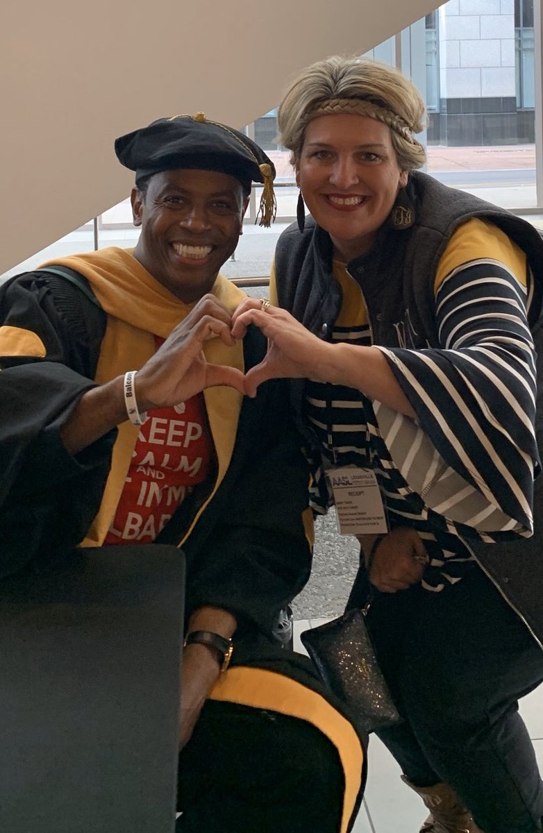 RooseveltLMC's tweet photo. Meeting and Collaborating with some amazing folks this weekend!  Dr. Brown and Col Sanders are two of my faves thus far! May be starting a new program called “Chicken and Checking-out!”

#aasl2019 #KFC #TheKnightWay @Director_ElemED @faithagann @allysonhensley @docspeaks  @kfc https://t.co/EYCCCKJHHu
