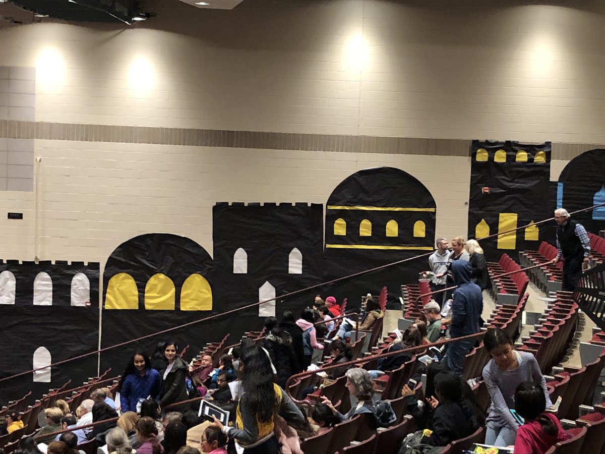 AndoverPrin's tweet photo. You still have time to get here for opening night of “Aladdin and the Wonderful Lamp”! https://t.co/Banxl7xVq3