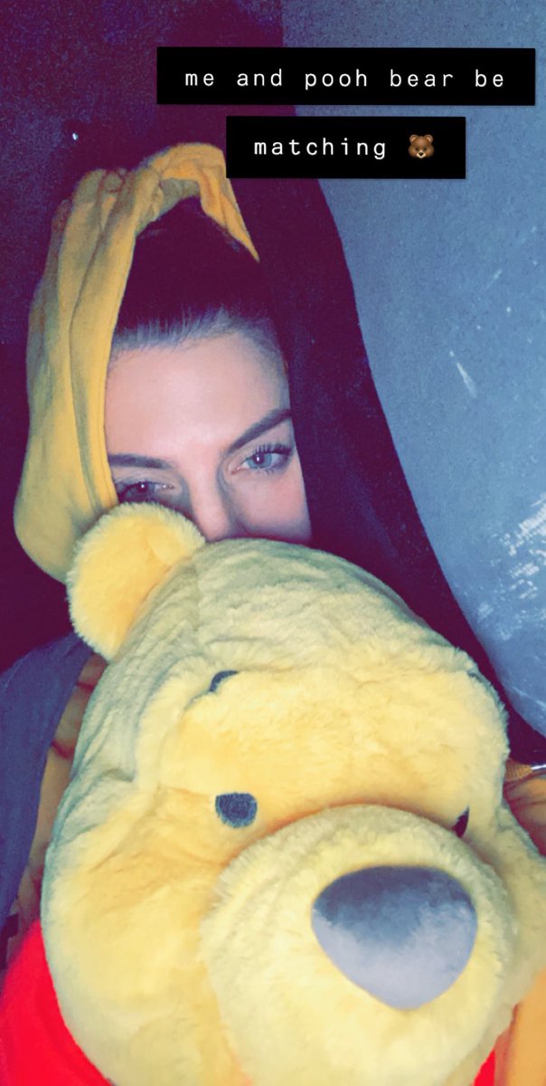 stephii100's tweet photo. never too old for a cuddly toy ๐โค๏ธ #onedayilgrowup #notanytimesoon #winniethepooh https://t.co/HfREiiGRTm