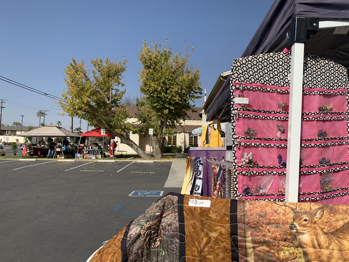 desthemess__'s tweet photo. #streetscene #Popup #PopupNewsroom #JOURB1 https://t.co/UtnHLOcnAT