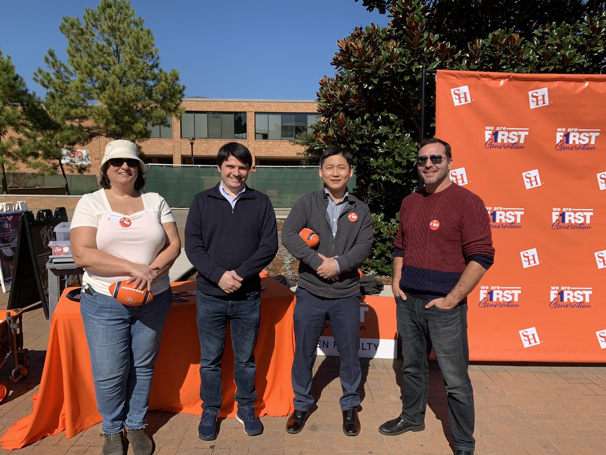 Students1st_AZ's tweet image. Many thanks to our faculty and staff across @SamHoustonState for their assistance in making our inaugural First Gen Week celebration such a huge success. #SHSUFirstGen