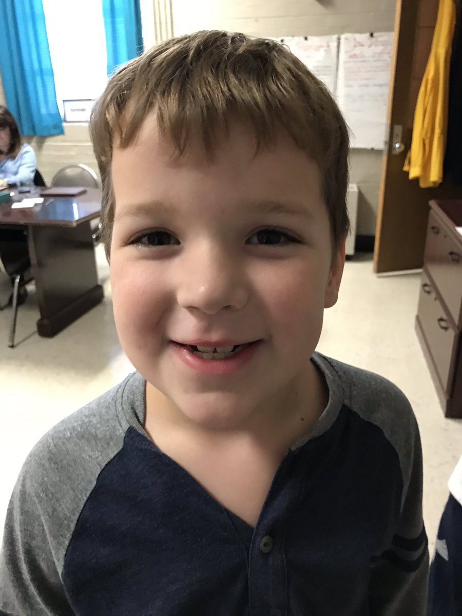 BluffCityElem's tweet photo. These 2 brothers got today’s #GoodNewsCallofthrDay for both giving their best effort in class. They are kind and help their classmates and teachers. We are so proud of them! @SullCoSchools https://t.co/UGAGm7k5UL