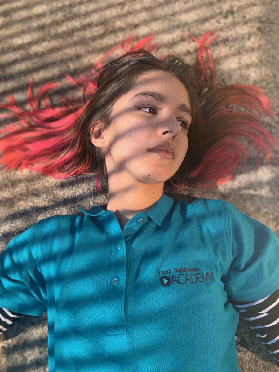 DigitalMediaAca's tweet photo. DMA seniors showing their photography skills! #TodayatApple @FBISD_SEL @FBISD_CTE @HHS_Canes https://t.co/QVXSdMX12k