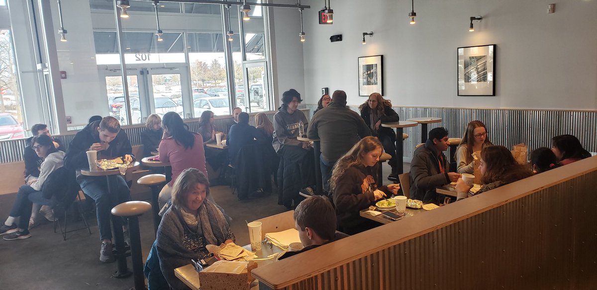 Thanks <a href="/Hersey_SOS/">Hersey SOS</a> for spending time with <a href="/D214Life/">life</a> today at <a href="/ChipotleTweets/">Chipotle</a>. Great social gathering and a wonderful way to kick off the weekend!