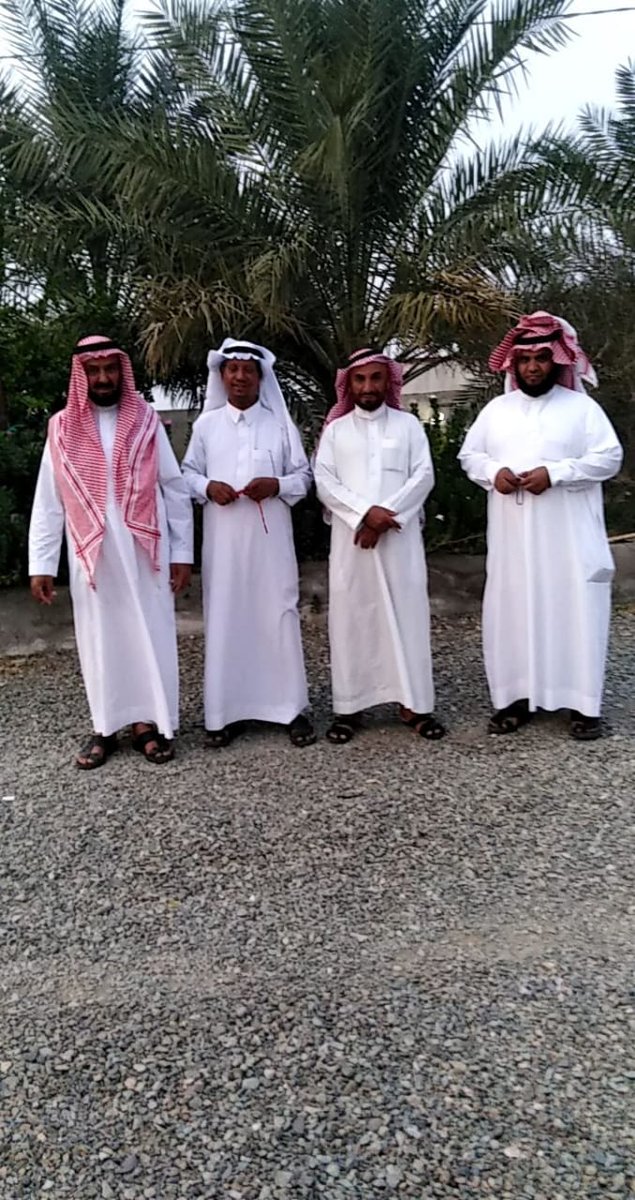 الشيخ.  متعب بن رابح بن عماش السهلي.  والاستاذ.. عتيق رابح الشاماني.  والاستاذ..طلق رابح الشاماني. 
ف ضيافة..الشيخ..حضاض حمدان اليزيدي. شيخ. قبايل بنى يزيد. من حرب  <a href="/Abo_MohammedH/">الشيخ : حضاض حمدان بن حضيض # نعود_ بحذر</a>