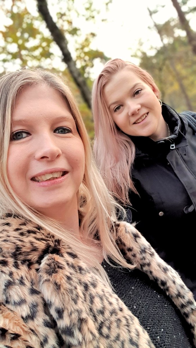 MDeWit_x's tweet photo. Een gezellig zussen dagje gehad♥️ https://t.co/Qobx5lzGY2