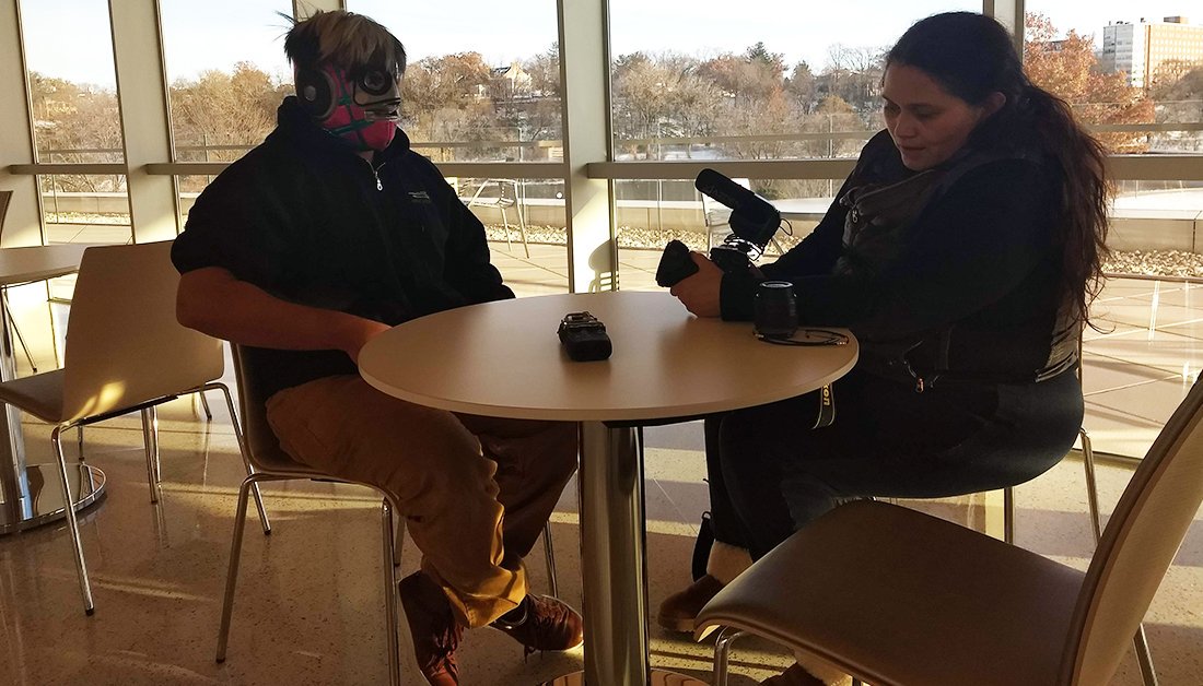 HancherUI's tweet image. Episode 4 of Hancher Presents is up! Chuy and Micah are joined by Miriam Alarcón Avila to talk about her upcoming exhibit at Hancher: a photo-documentary re-imagining Latinx immigrants in Iowa as Luchadores wearing original Lucha Libre masks. Listen here: bit.ly/353v3Rt