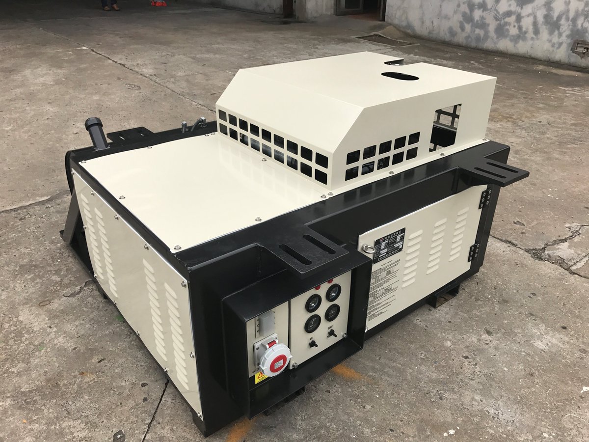 heaviw8's tweet image. #underslung #reefer #genset #clipon #Perkins #EPAfinal