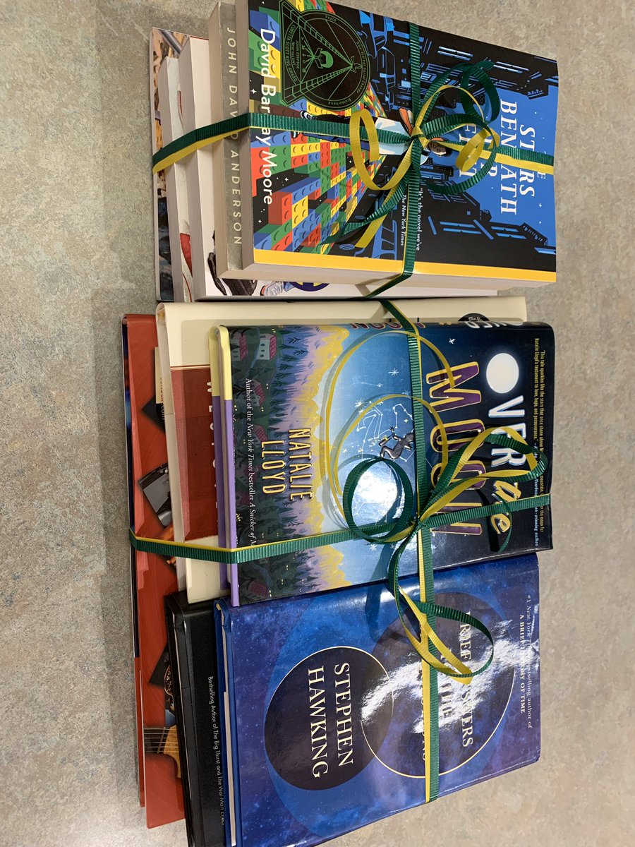 A generous donor gifted these books to the library in memory of Joe Nesselroth, a special education teacher at WMS who passed away last year. He would have appreciated the thoughtful books she donated, and the fact that they are wrapped in Packers colors! #inspiRE4 #WMSWizards