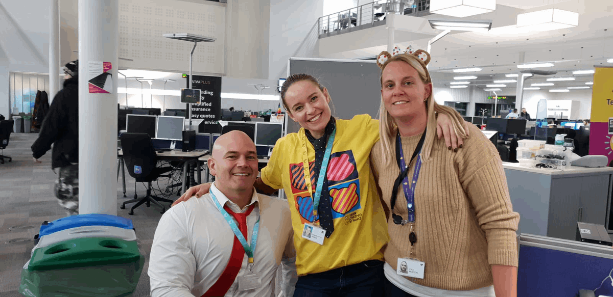 AvivaUK's tweet image. We go again! Aviva is once again joining up with #Pudsey and @BBCCiN to support #ChildrenInNeed 

Our teams are on call tonight across the country, ready to help raise money to use to change lives for the better. 

#Donate #ChildrenInNeed2019 #ChangingLives