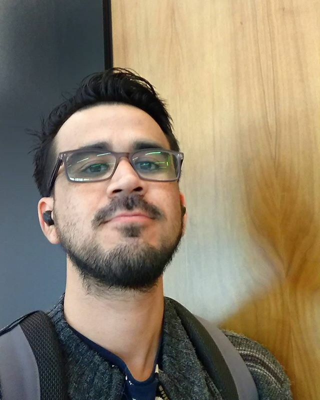 charlitosrc's tweet photo. 🤗 Hoy toca #viaje 💚

Hay que aprovechar todo el tiempo.

#happy #bomdia #life #LifeCharlitos #love #trip #photooftheday #instagood #airport #hmo 🙈 https://t.co/3DAkZK2s7h https://t.co/x0QLhr7DUl
