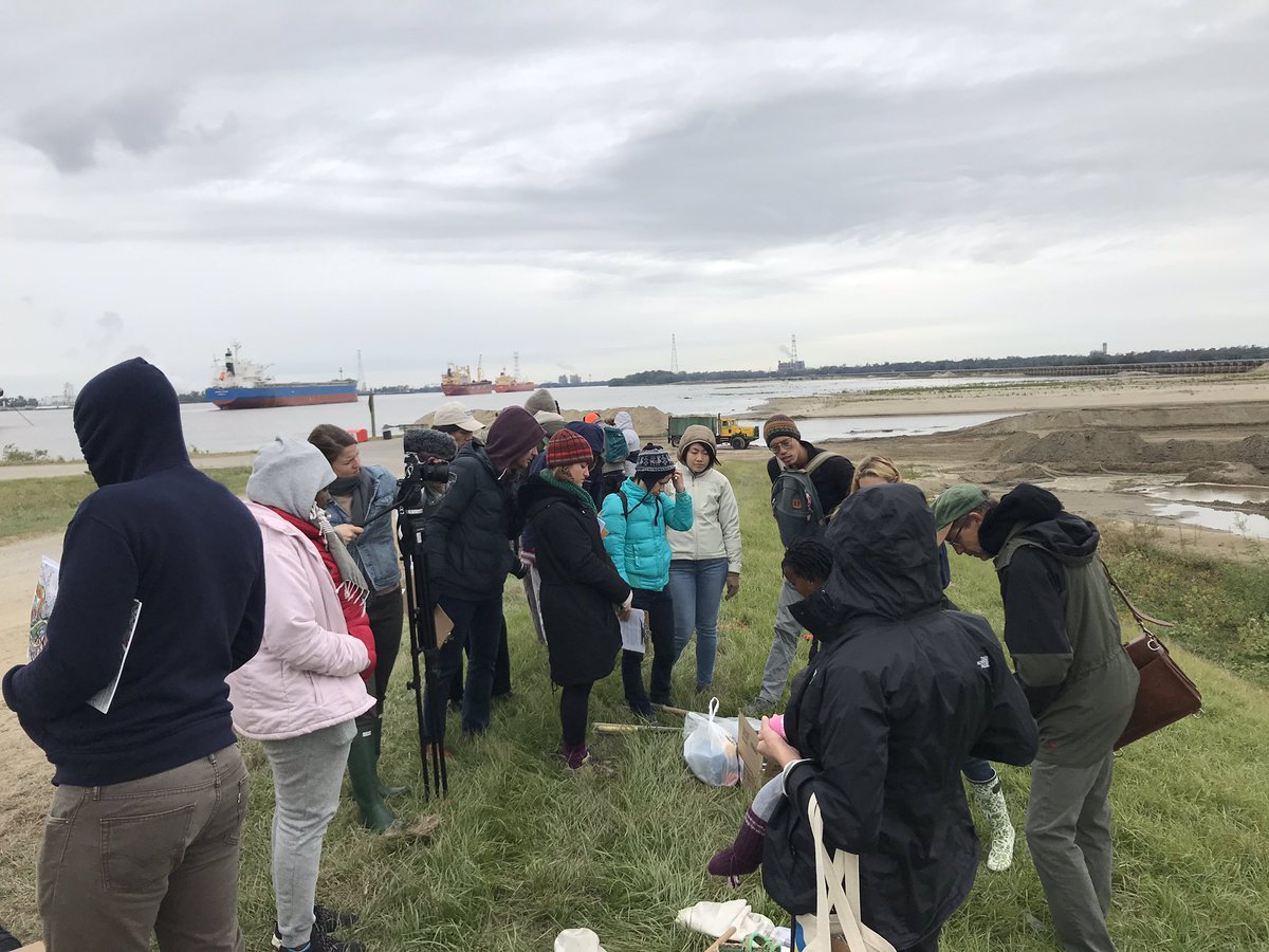 CoastalRedwoods's tweet photo. Had a fantastic day at the Bonnet Carré Spillway yesterday with @anthrocur #RiverCampus sampling bugs, algae, and plants, and using cross-sectional drawings to visualize interactions of ecology, industry, people, and flood protection structures. @TheH2OInstitute https://t.co/H9euA8o7rp