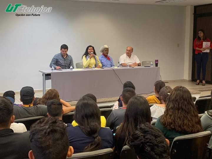 EtchojoaUt's tweet photo. CONVENIO UTE - COMUNIDAD INDÍGENA COHUIRIMPO
✅La Universidad Tecnológica de Etchojoa firmo convenio de colaboración con la comunidad indígena de San Ignacio Cohuirimpo con el fin de desarrollar programas de capacitación, proyectos de investigación, capacitación, etc. https://t.co/YiAPOOu0mO