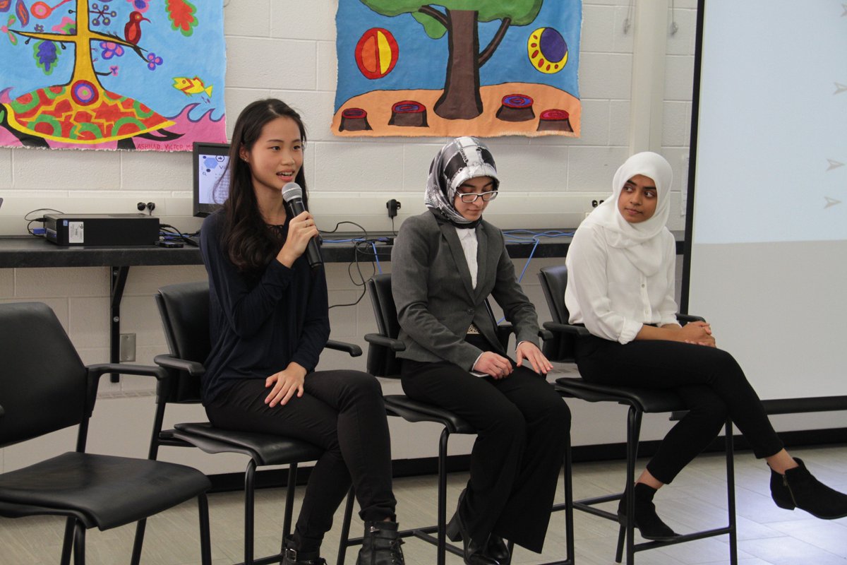 In addition to working on various projects throughout the year, as a team, we do our best to get out into the community to showcase our work, present workshops &amp;  introduce high school students to the world of research &amp; synthetic biology. Read more here: facebook.com/igemmcmaster/p…