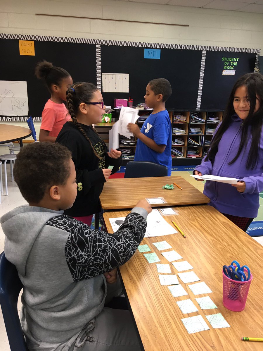 MsERichardson's tweet photo. Getting our goods colonial style - by bartering and using tobacco as money. #WeRUNasONE #oneCCPS https://t.co/0uwIIavr3O