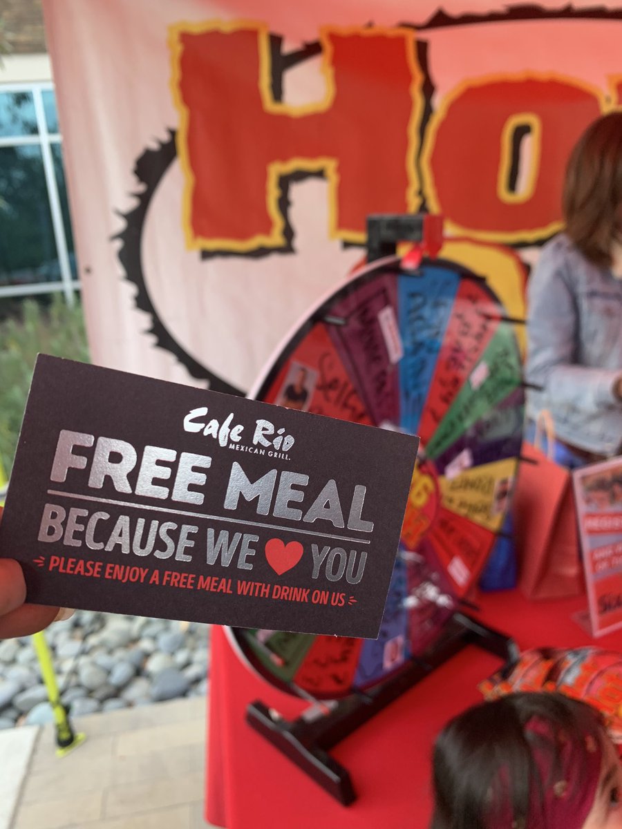 slimjones89's tweet photo. Just one of the many prizes on the giveaway wheel offered by Hot 94.1 at the Salon District Studios grand opening. #JourB1 #PopUpNews #Bakersfield https://t.co/T4zDMfhFQS