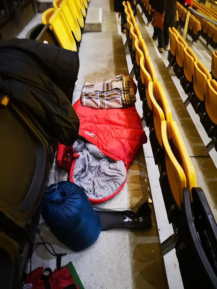 edwolves's tweet image. Bed is all ready!

@Wolves
#Wolvesfoundation

#molineuxsleepout