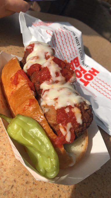 I know all the food spots hehehehehe https://t.co/wzbevftMvd