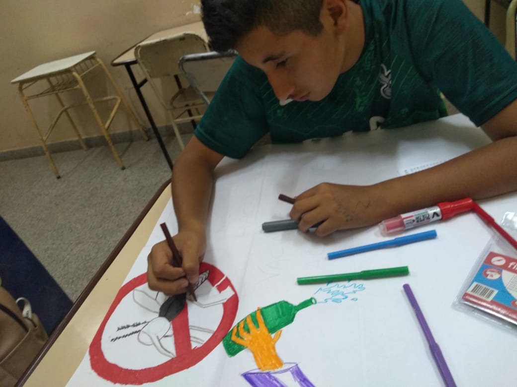 #TodosContraElDengue estudiantes de nivel secundario trabajan métodos de  prevención <a href="/diegojamoreno/">Diego Moreno</a> <a href="/artydance23/">Gilda Rodríguez</a> <a href="/GustavoSaenzOK/">Gustavo Sáenz</a>
