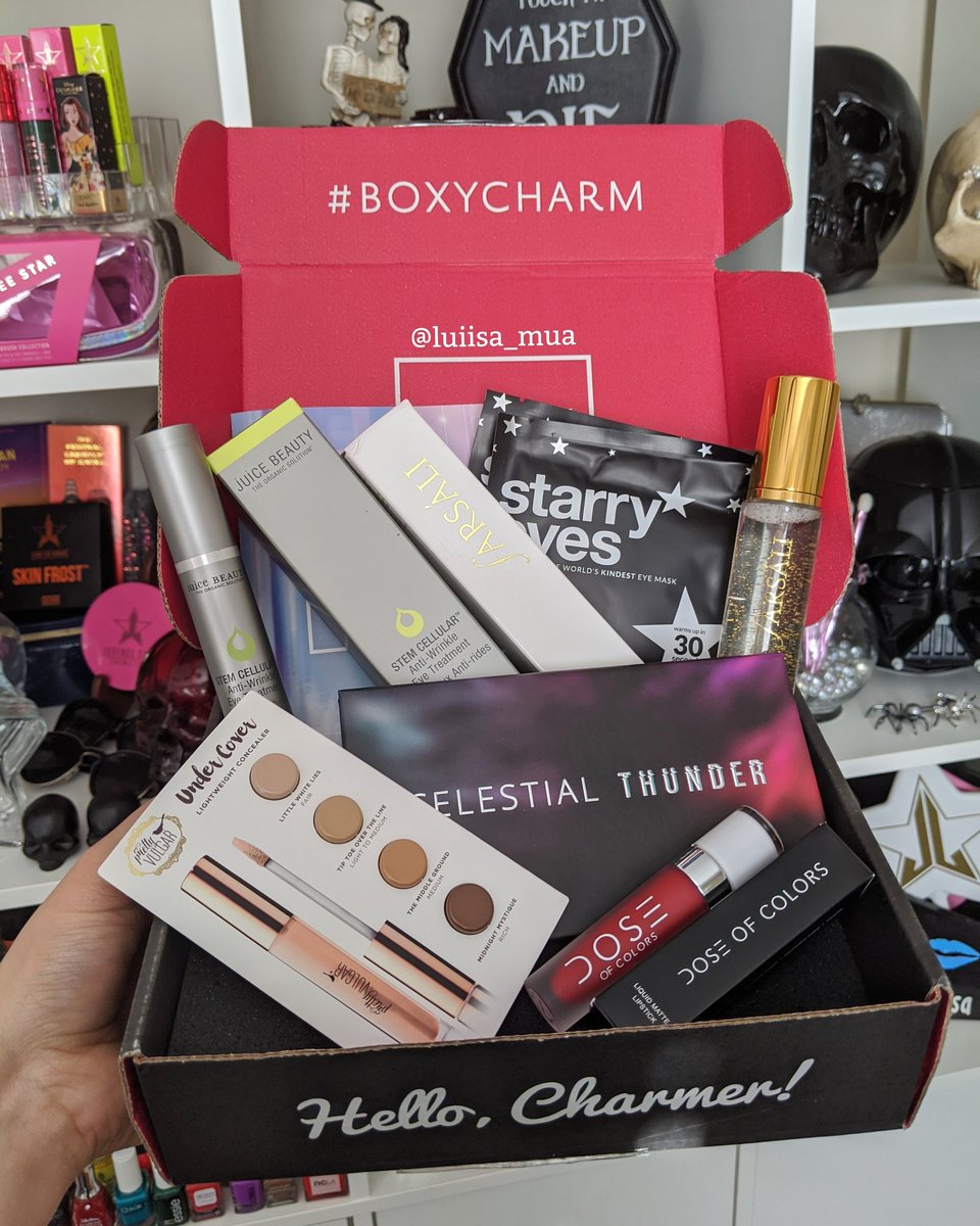 LuiisaMua's tweet photo. My @boxycharm is here ๐๐๐
Okay I am LOVING EVERYTHING this month ๐๐๐
@christendtweets eyeshadow palette $35
@JuiceBeauty moisturizer $50
@Doseofcolors lipstick $18
@LoveThePopband eye masks $10
@farsalicare mist $39
@PrettyVulgar sample
Total $152
#boxystellar #boxycharm https://t.co/1v2eBL617r