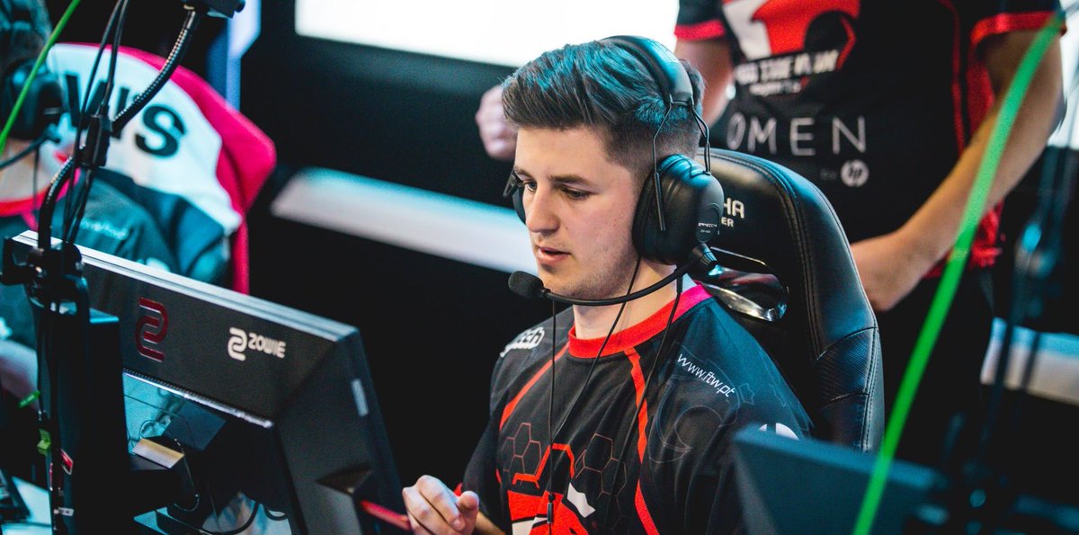 ESpot93342292's tweet photo. Para começar bem o teu fim de semana, temos para ti uma entrevista exclusiva ao jogador profissional de CS:GO @officialstadodo dos @Offset_Esports
Entrevista completa no nosso blog.
Link na bio📌

#espot #esports #cs #csgo #counterstrike #renatogonçalves #stadodo #offsetesports https://t.co/o6mgWIBb5t