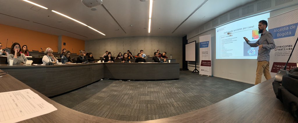 Cheivs's tweet image. #LearningSystem: 🔄 mide—> aprende—>construye 🔄 como clave para generar estrategias orientadas a resultados en plataformas digitales. Uno de los consejos de @RaulRuizMake 🤘🏼🔥👨🏻💻🧠💡 #MarketingStrategy