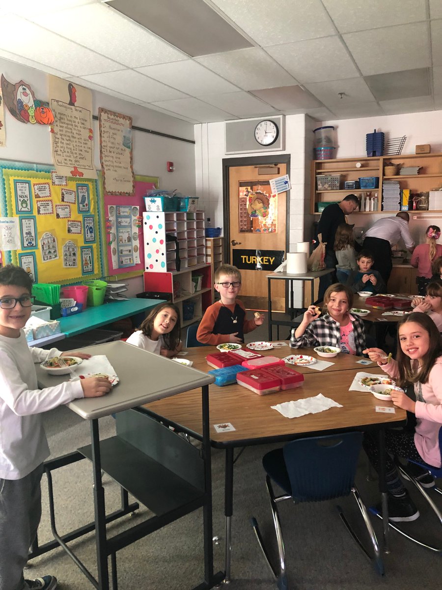 Emilie Creehan tweet media