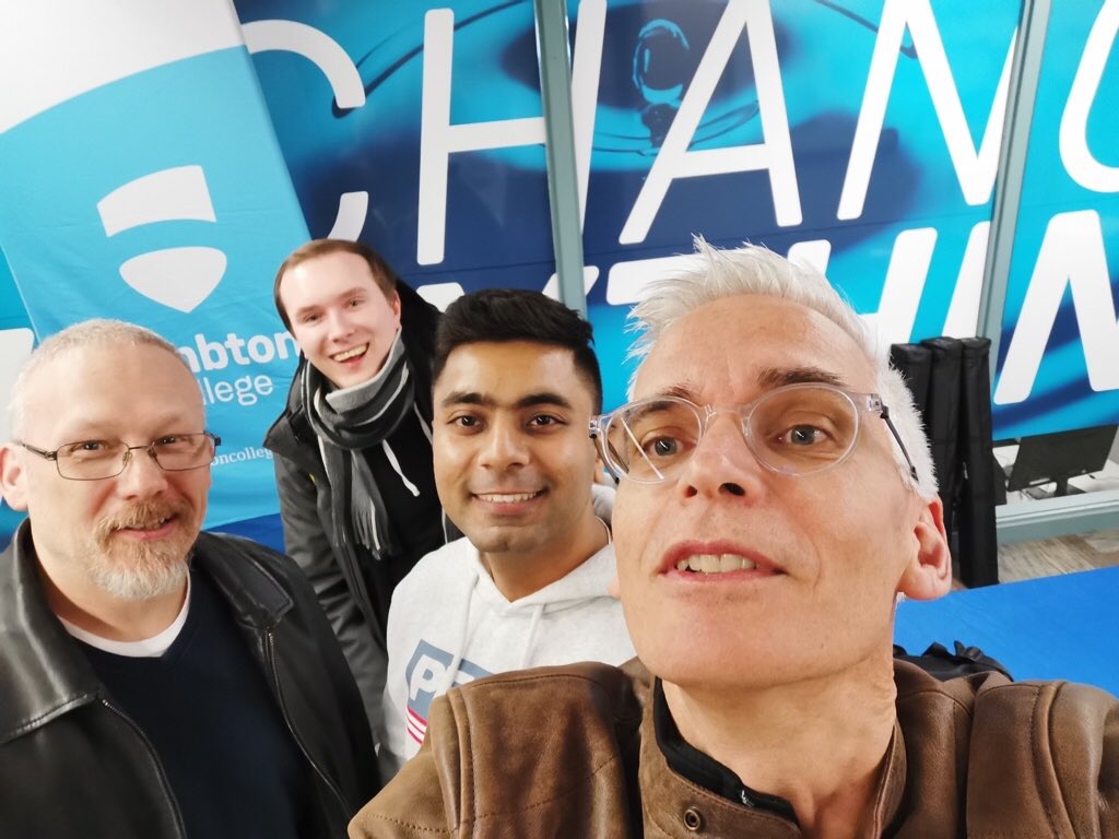 TerryBabbey's tweet photo. #scavengerhunt #LambtonCollege https://t.co/b2eovhkNqg